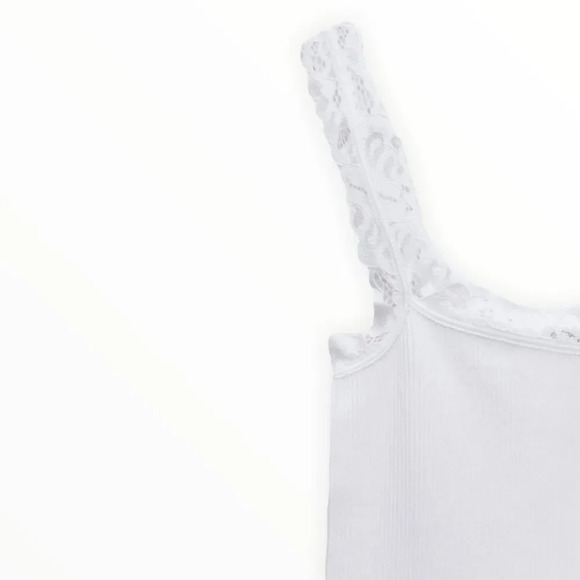 ZARA | White | SEAMLESS BODYSUIT WITH LACE TRIM - Picture 4 of 9